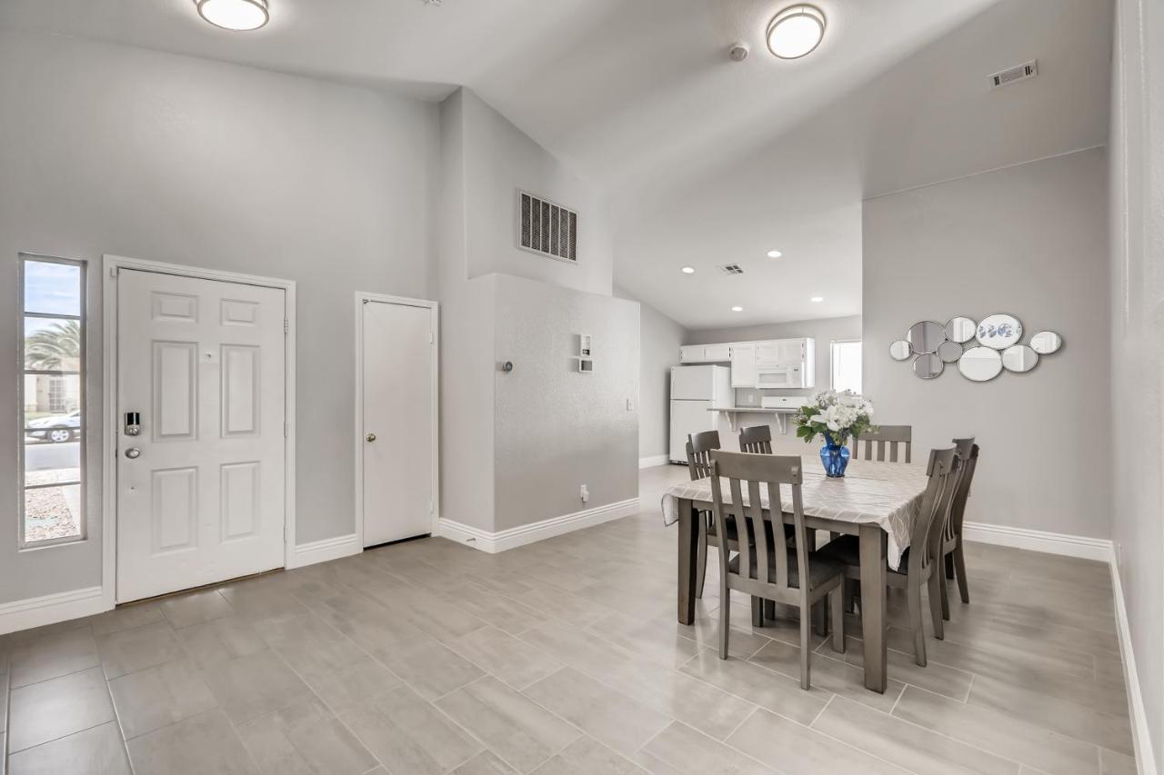 Luxurious House With A Pool, Spa, And Patio, Sleeps 6 Comfortably Λας Βέγκας Εξωτερικό φωτογραφία